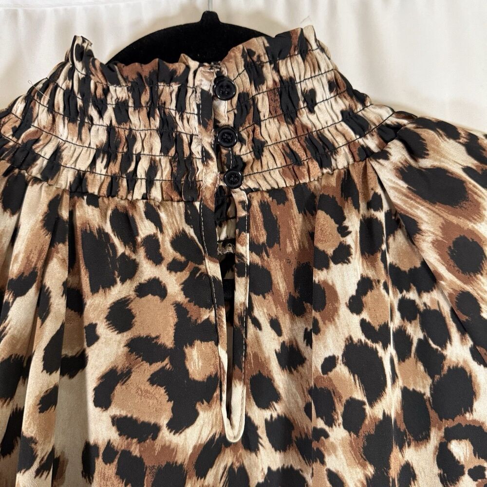 Chico's Blouse Women's Medium Brown Cheetah Print High Neck Lightweight Long Slv - Picture 10 of 11